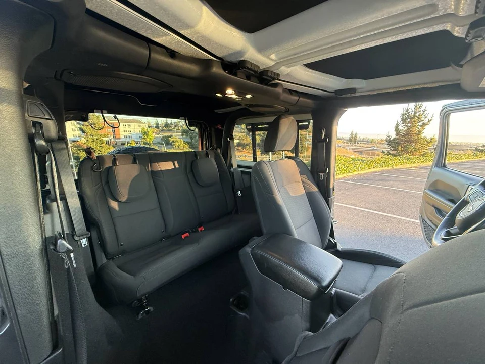 2021 Jeep JL Wrangler - Image 13 of 14