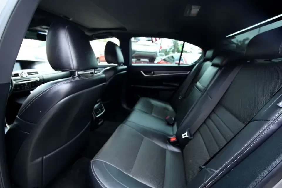 2018 Lexus GS 4th Gen - Image 5 of 6