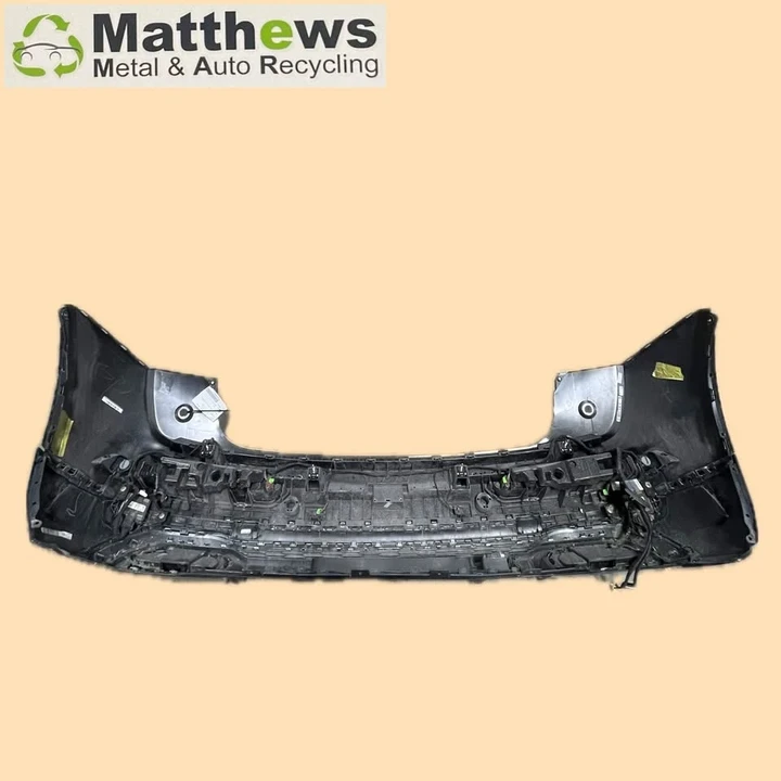 2021 Parts & Memorabilia Bodywork - Image 4 of 6