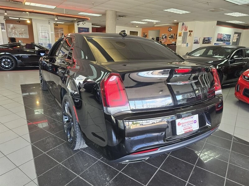 2021 Chrysler 300 (2005-2023) - Image 4 of 4