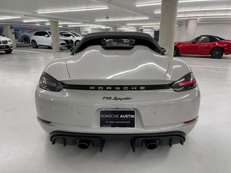 2021 Porsche 718 Boxster Spyder - Image 8 of 15