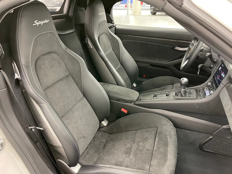 2021 Porsche 718 Boxster Spyder - Image 15 of 15