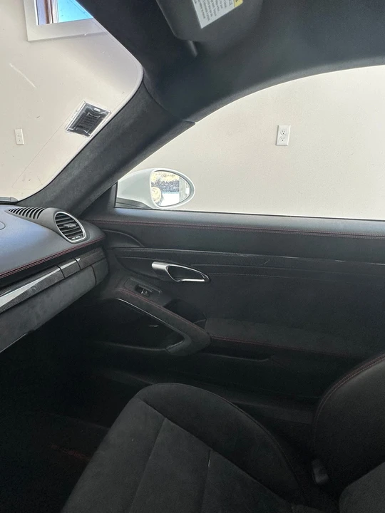 2021 Porsche 718 Cayman GTS 4.0 - Image 11 of 18