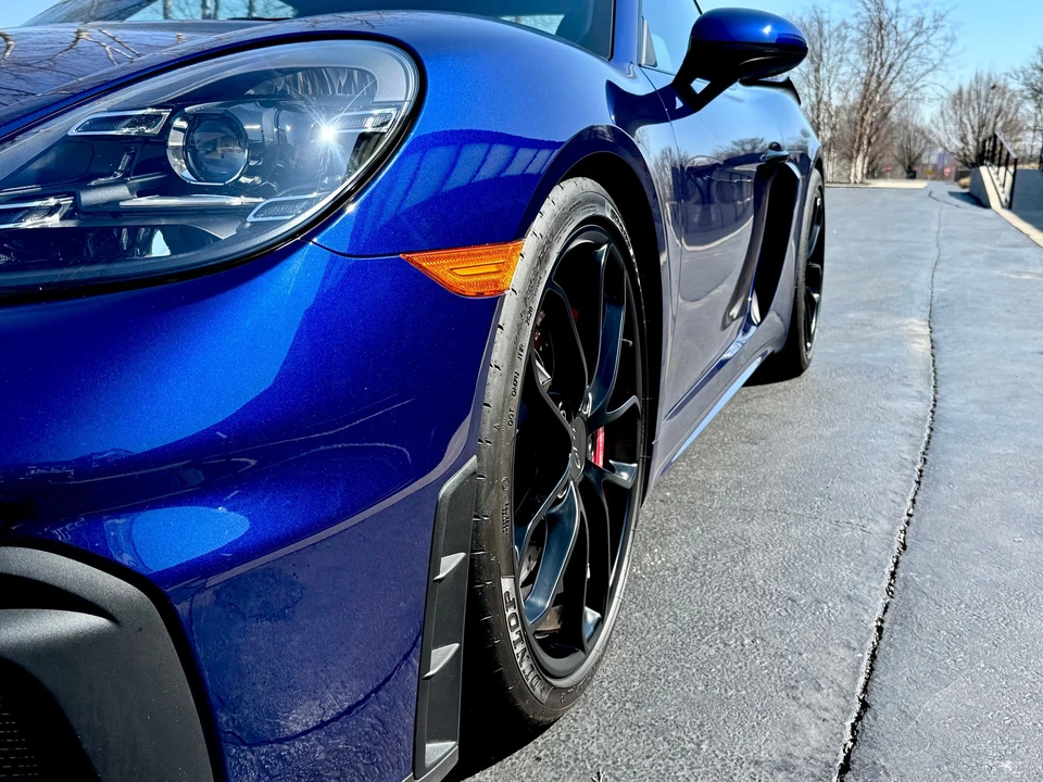 2021 Porsche 718 Cayman - Image 10 of 28