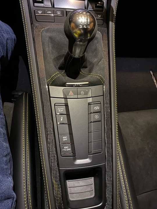 2021 Porsche 718 Cayman - Image 9 of 14