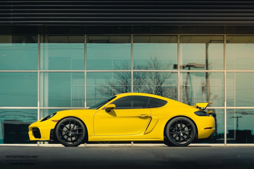 2021 Porsche 718 Cayman - Image 13 of 14