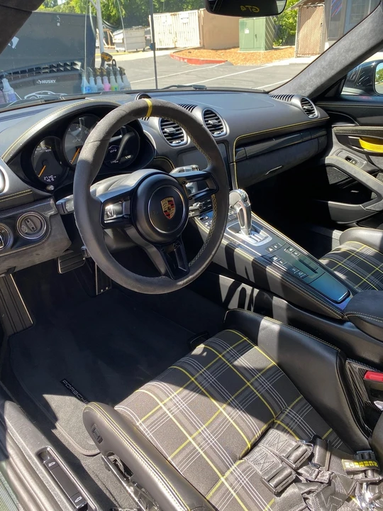 2021 Porsche 718 Cayman GT4 - Image 19 of 21