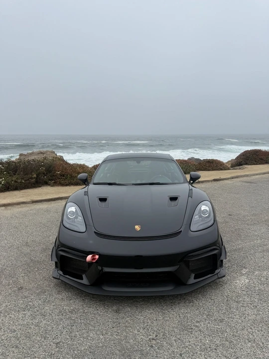 2021 Porsche 718 Cayman GT4 - Image 2 of 21