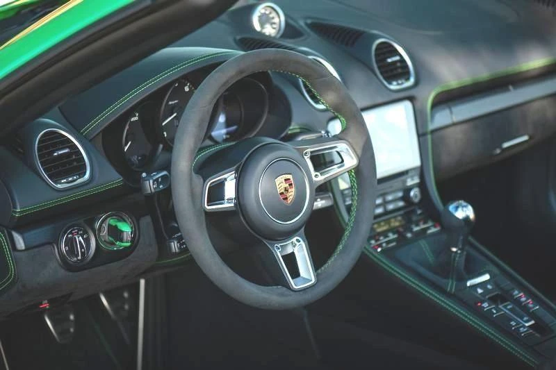 2021 Porsche 718 Boxster Spyder - Image 14 of 19