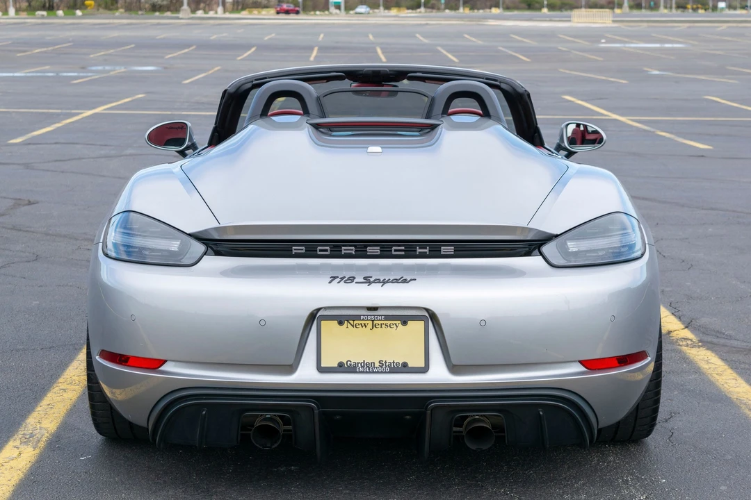 2021 Porsche 718 Boxster Spyder - Image 3 of 10