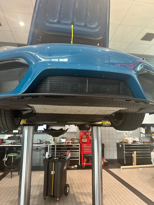 2021 Porsche 718 Boxster Spyder - Image 19 of 27