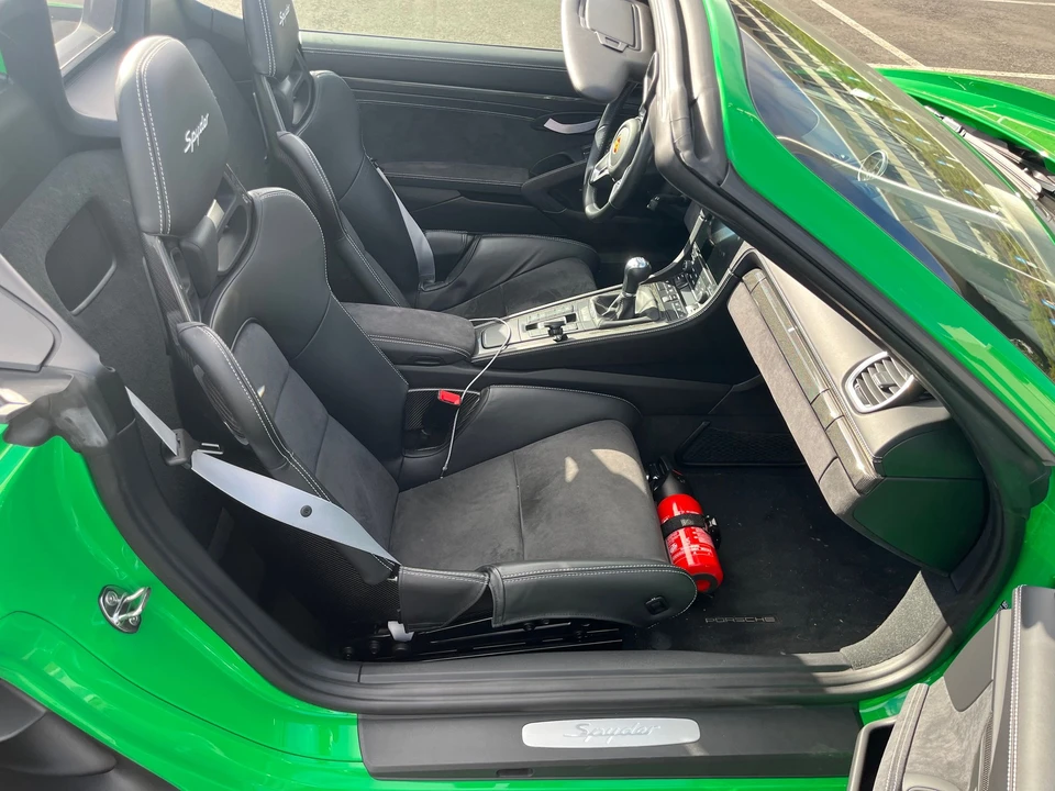 2021 Porsche 718 Boxster Spyder - Image 6 of 9