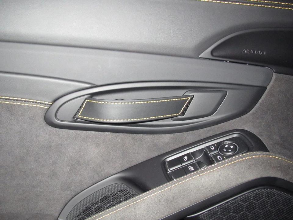 2021 Porsche 718 Boxster Spyder - Image 19 of 20