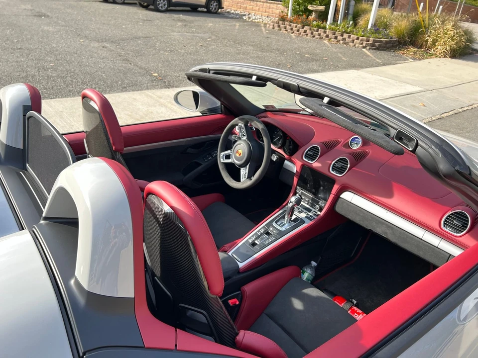 2021 Porsche 718 Boxster Spyder - Image 5 of 5