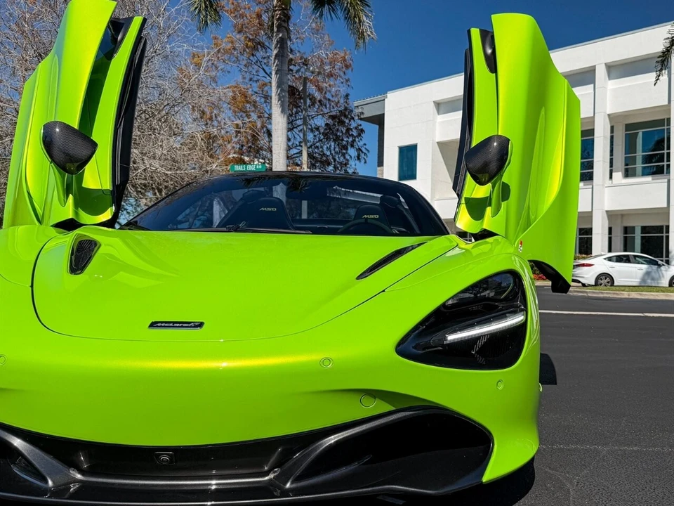 2021 McLaren 720S Spider - Image 3 of 4