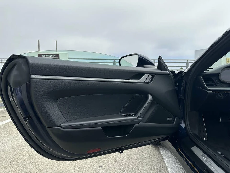 2021 Porsche 992 Carrera - Image 24 of 27