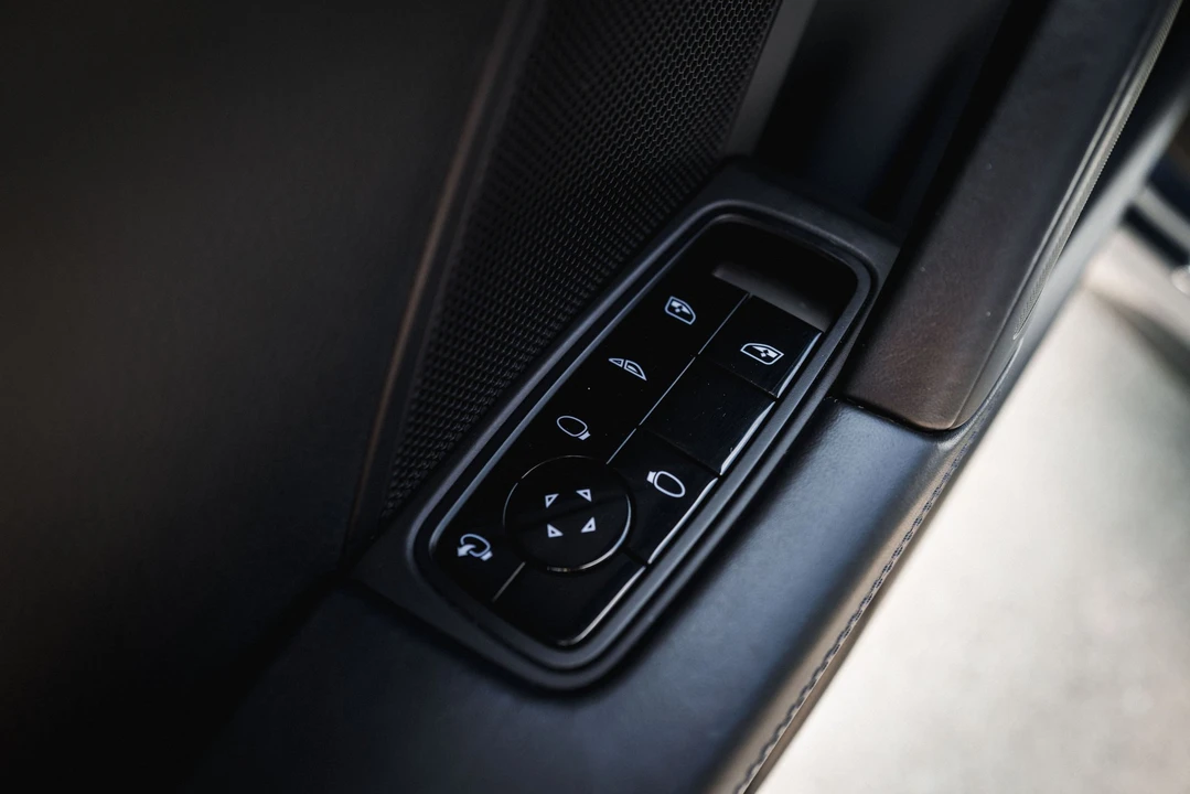 2021 Porsche 992 Carrera - Image 20 of 27