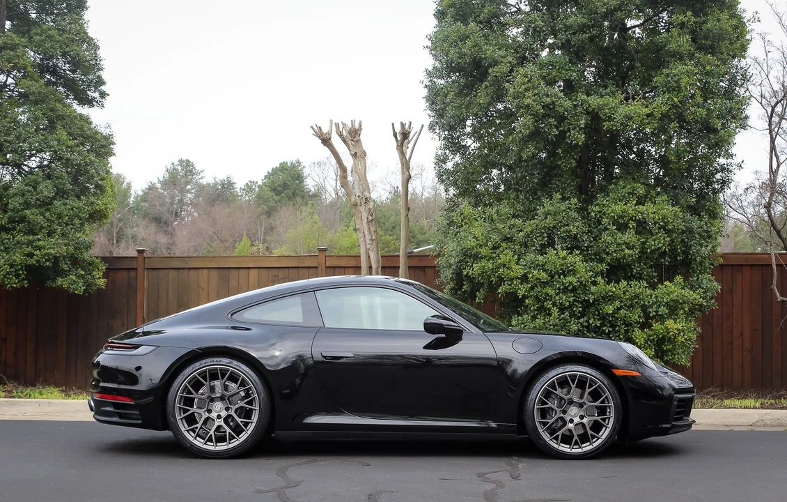 2021 Porsche 992 Carrera - Image 5 of 17