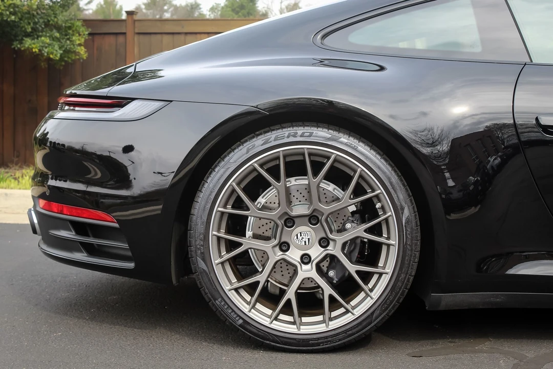 2021 Porsche 992 Carrera - Image 8 of 17