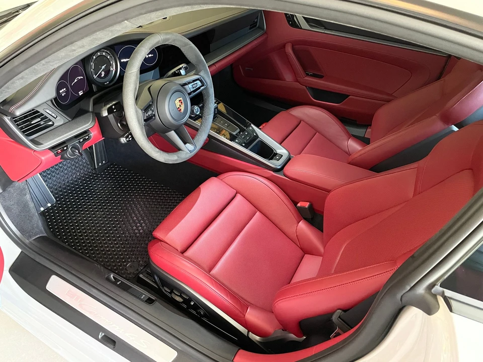 2020 Porsche 992 Carrera 4S - Image 4 of 12