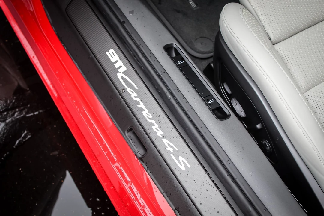 2021 Porsche 992 Carrera 4S - Image 15 of 19