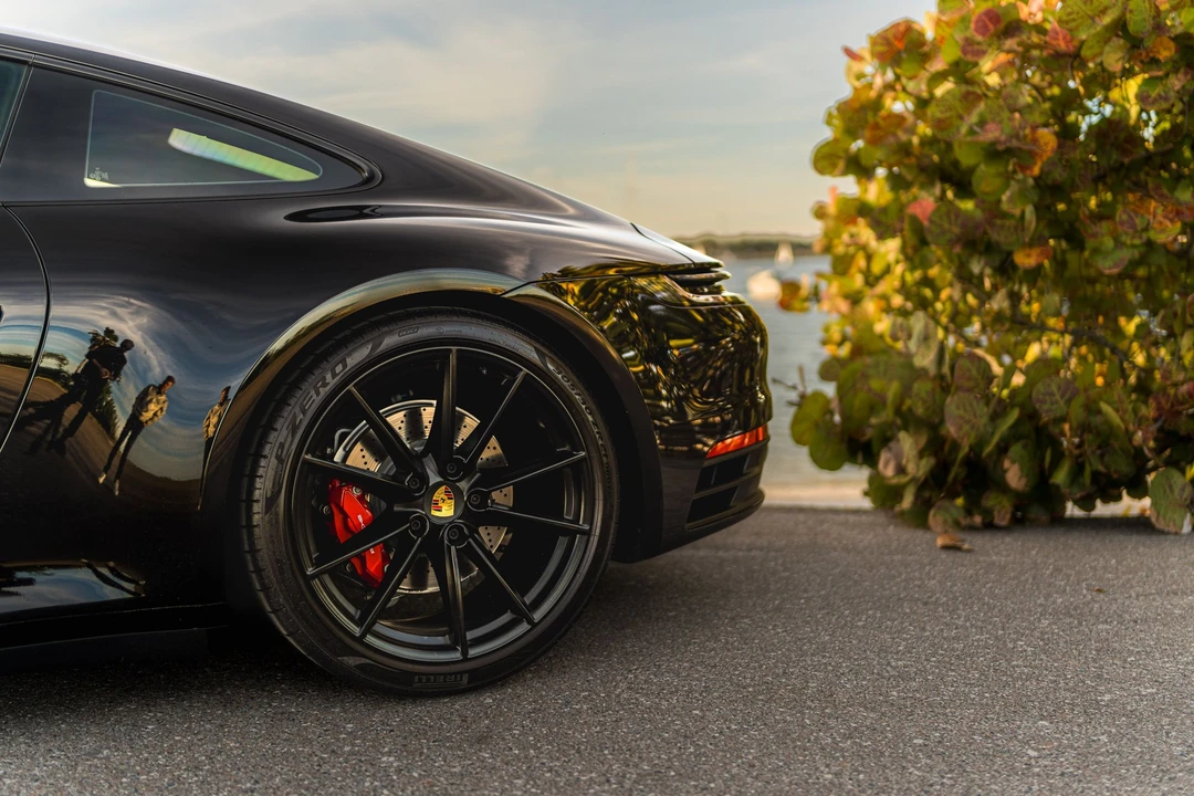 2021 Porsche 992 Carrera S - Image 7 of 23