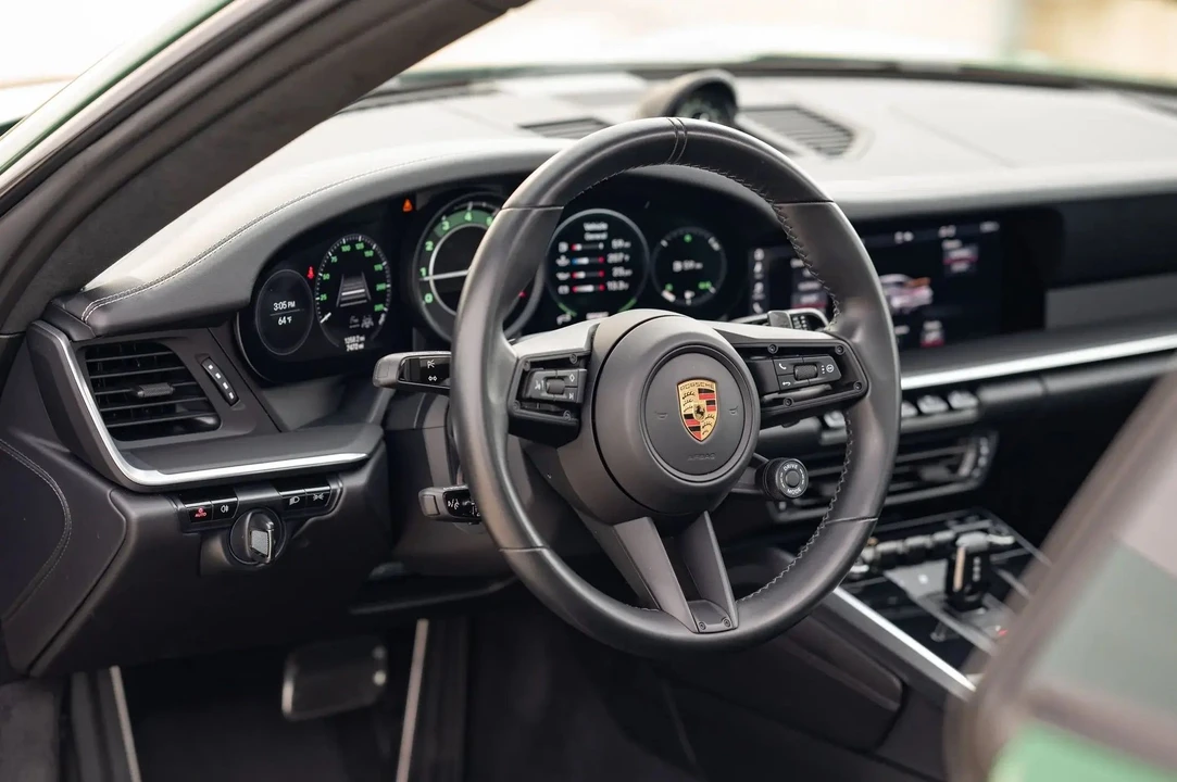 2021 Porsche 992 Turbo S - Image 25 of 31