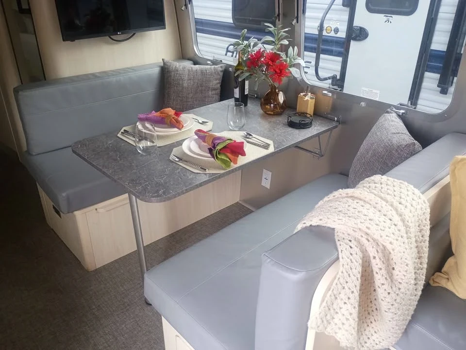 2021 Airstream - Image 10 of 18