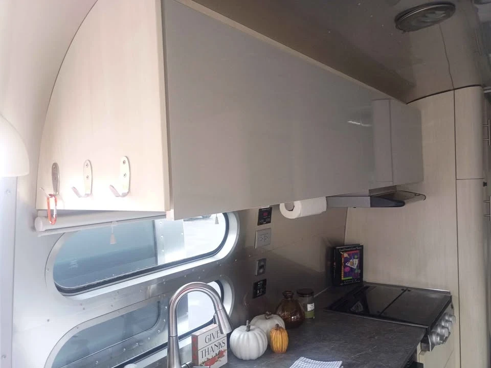 2021 Airstream - Image 11 of 18