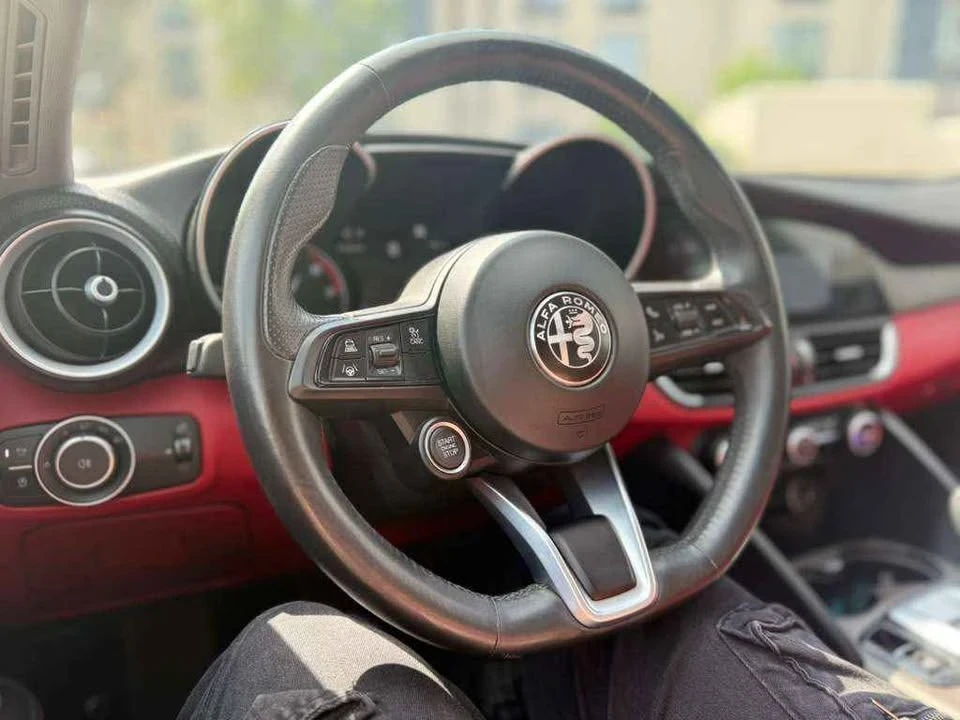 2021 Alfa Romeo Giulia - Image 3 of 6
