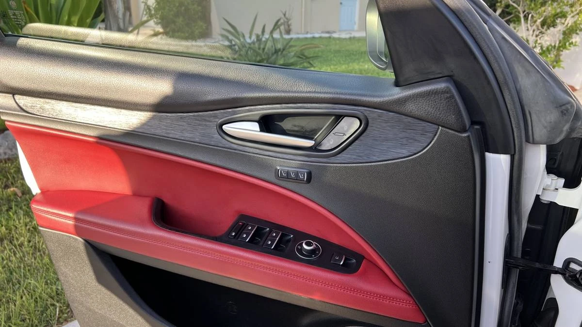 2021 Alfa Romeo Stelvio - Image 13 of 21
