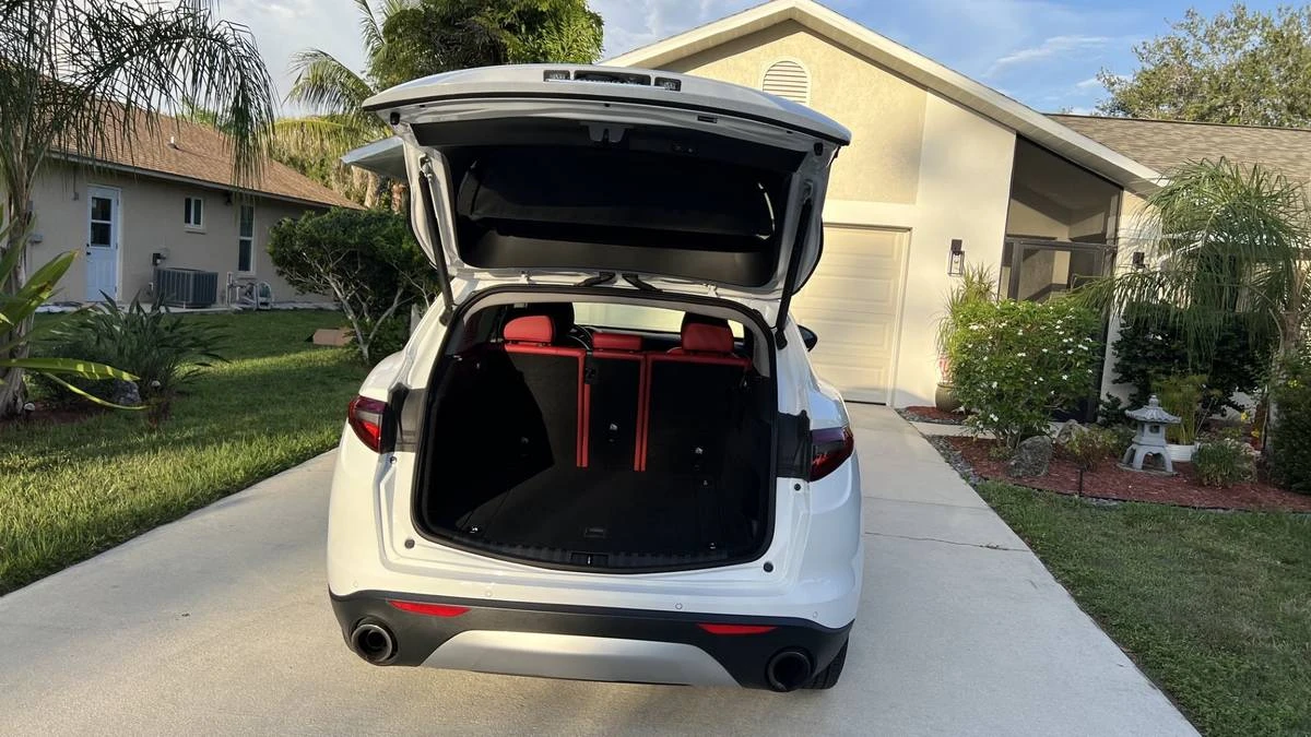 2021 Alfa Romeo Stelvio - Image 19 of 21