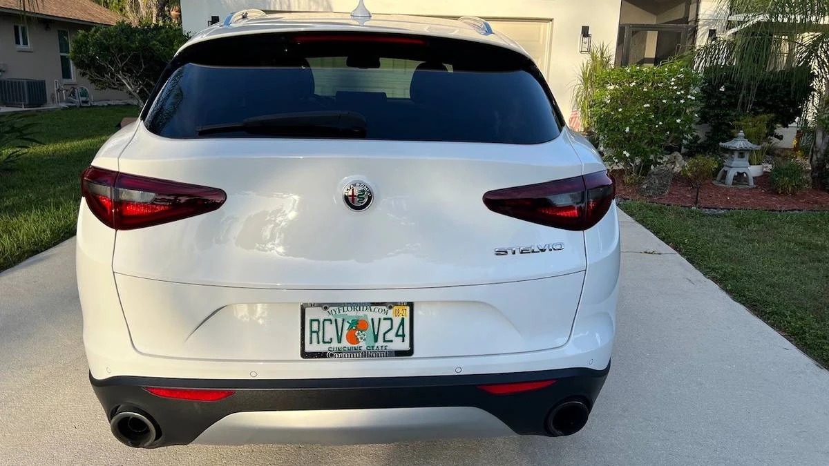 2021 Alfa Romeo Stelvio - Image 18 of 21