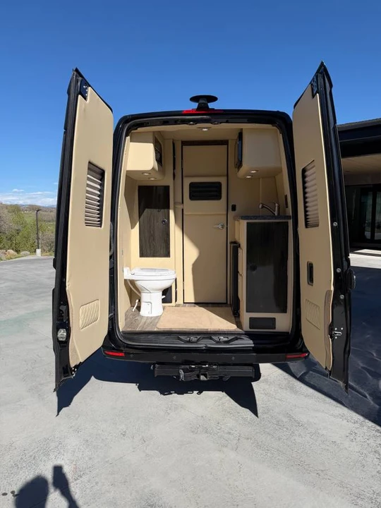 2021 Mercedes-Benz VS30 Sprinter - Image 19 of 21