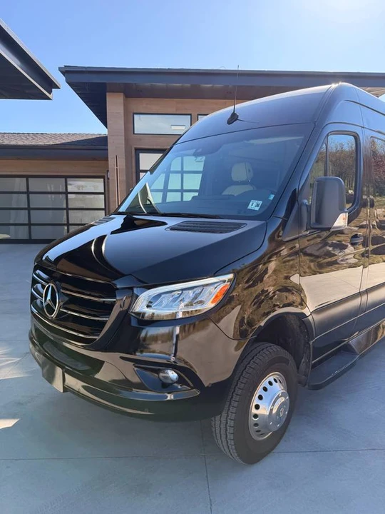2021 Mercedes-Benz VS30 Sprinter - Image 2 of 21