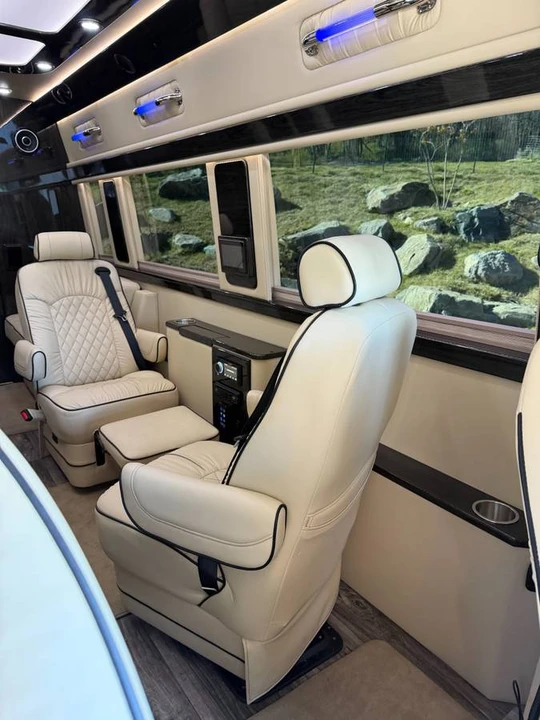 2021 Mercedes-Benz VS30 Sprinter - Image 16 of 21