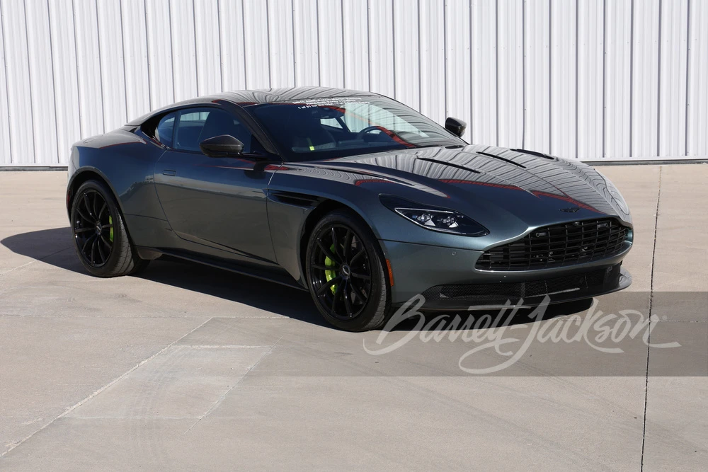 2021 Aston Martin DB11 AMR - Image 13 of 31