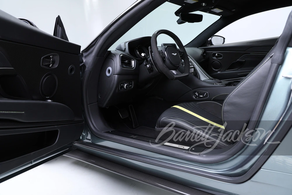 2021 Aston Martin DB11 AMR - Image 16 of 31