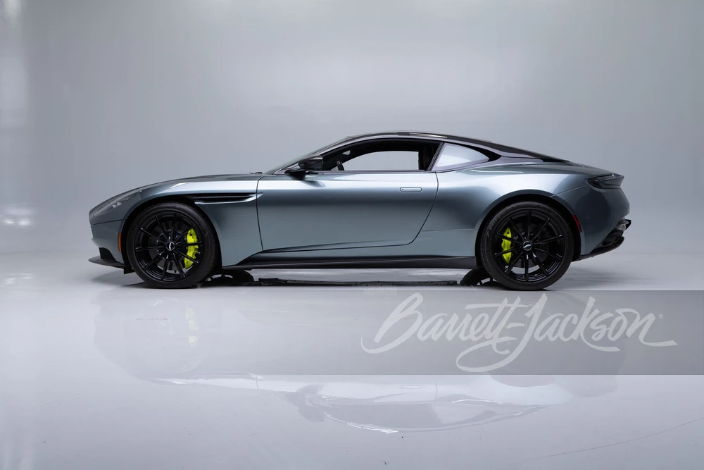 2021 Aston Martin DB11 AMR - Image 28 of 31
