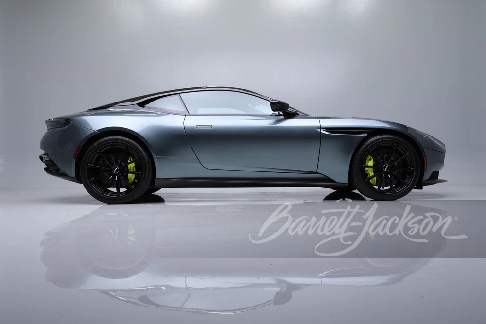 2021 Aston Martin DB11 AMR - Image 5 of 31