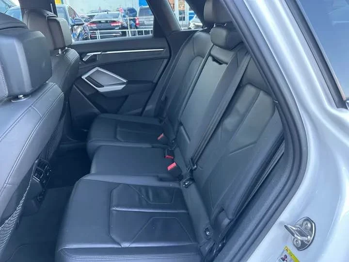 2021 Audi F3 Q3 - Image 8 of 16