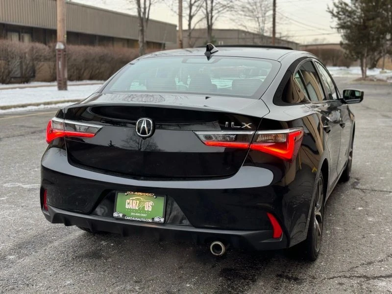2021 Acura ILX - Image 8 of 12