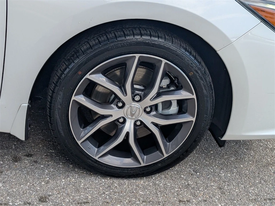 2021 Acura ILX - Image 9 of 12