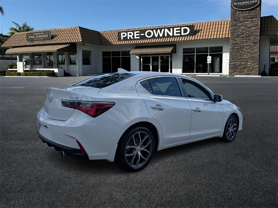 2021 Acura ILX - Image 7 of 12