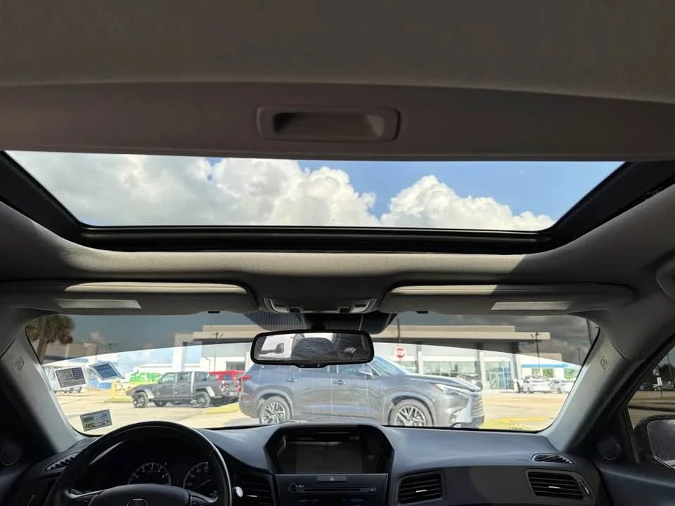2021 Acura ILX - Image 18 of 19
