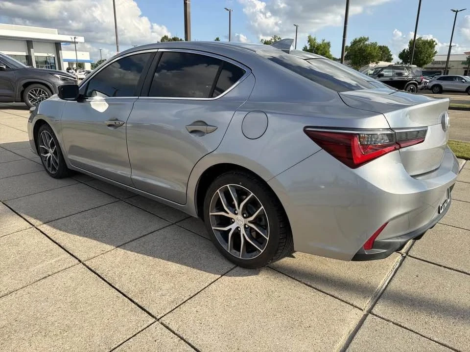 2021 Acura ILX - Image 10 of 19