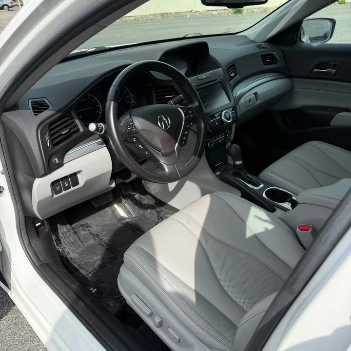 2021 Acura ILX - Image 5 of 13