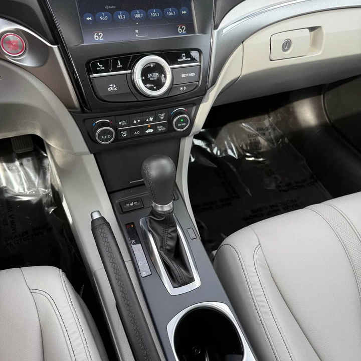 2021 Acura ILX - Image 12 of 13