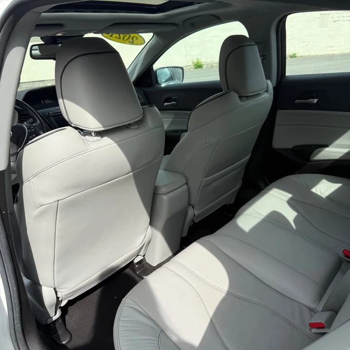 2021 Acura ILX - Image 8 of 13