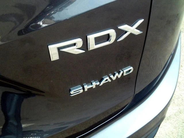 2021 Acura RDX 3rd Gen - Image 10 of 21